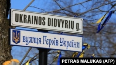 У посольство Росії в Литві двічі кинули «коктейлі Молотова» – ЗМІ